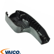 Load image into Gallery viewer, 2006-09 BMW 325 328 330 335 M3 Windshield Wiper Arm Plastic Cover 7 138 990