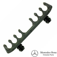 Load image into Gallery viewer, 1977-81 Mercedes M110 DOHC 280 CE E SE Spark Plug Wire Holder Separator 6 Slot