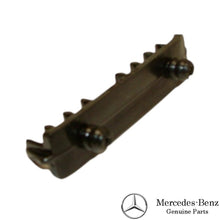 Load image into Gallery viewer, 1977-81 Mercedes M110 DOHC 280 CE E SE Spark Plug Wire Holder Separator 6 Slot