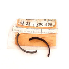 Load image into Gallery viewer, Pair Transmission 1st First Gear Synchro Ratched BMW 1600 1602 2002 ti Long Neck