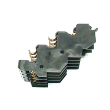 Load image into Gallery viewer, New OE 10 Fuse Holder Block Right 1986-87 Mercedes 126 300SDL 420SEL 560 SEC SEL