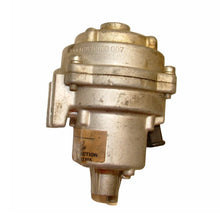 Load image into Gallery viewer, 70-71 VW Type 3 Used Bosch Manifold Pressure Sensor 0 280 100 007 311 906 051 C
