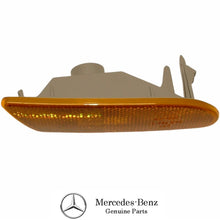 Load image into Gallery viewer, 2000-06 Mercedes S430 S500 S55 AMG S600 S65 AMG Right Front Bumper Corner Light
