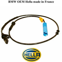 Load image into Gallery viewer, 1998-03 BMW 740i 740iL 750iL Z8 Left Right Rear Brake ABS Sensor 34 52 6 756 374
