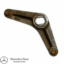 Load image into Gallery viewer, 60-70 Mercedes Right Dash Defroster Nozzle Vent Cable Pivot Lever 110 831 04 33
