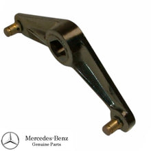 Load image into Gallery viewer, 60-70 Mercedes Right Dash Defroster Nozzle Vent Cable Pivot Lever 110 831 04 33
