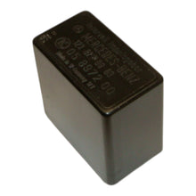 Load image into Gallery viewer, 1976-80 Mercedes Windshield Wiper Motor Intermittent Delay Relay 123 821 00 63
