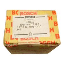 Load image into Gallery viewer, 1975 Porsche 914 Volkswagen Type 2 Double Diaphragm Distributor Vacuum Control

