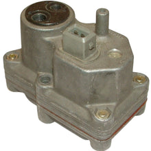 Load image into Gallery viewer, 76-79 Porsche 911 Fuel Injection Warm Up Regulator 0 438 140 033  911 606 105 04
