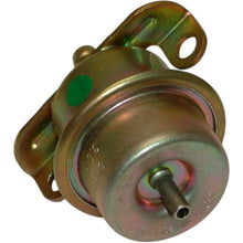 Load image into Gallery viewer, 1985-87 Volvo 740 760 Turbo 1981-89 BMW 3 5 6 Fuel Injection Pressure Regulator
