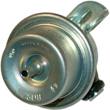 Load image into Gallery viewer, 1987-95 Select Volvo 240 740 760 780 940 Fuel Injection Pressure Regulator Bosch
