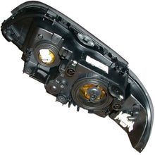 Load image into Gallery viewer, 1997-98 BMW E39 528i 540i Right Headlight Headlamp Assembly Halogen 8 362 526
