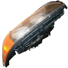 Load image into Gallery viewer, 1997-98 BMW E39 528i 540i Right Headlight Headlamp Assembly Halogen 8 362 526
