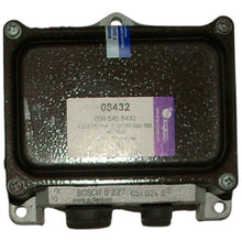 Load image into Gallery viewer, Transistor Ignition Unit 73-77 Mercedes 230 280 450 SE SEL SL SLC 000 545 84 32
