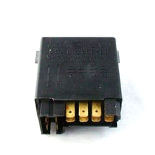 Load image into Gallery viewer, New Genuine Volvo Ignition Interlock Control Relay Unit 1212998 5 SA 002859-00
