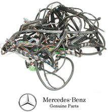 Load image into Gallery viewer, Body Mounted Engine Wiring Cable Harness 1995 Mercedes S420 S500 140 440 61 05
