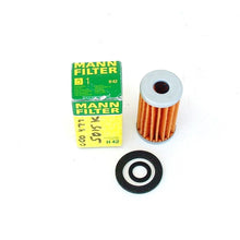 Load image into Gallery viewer, OEM Mann In Line Fuel Filter Element Insert &amp; Seals 1957-63 Mercedes 180 190 220
